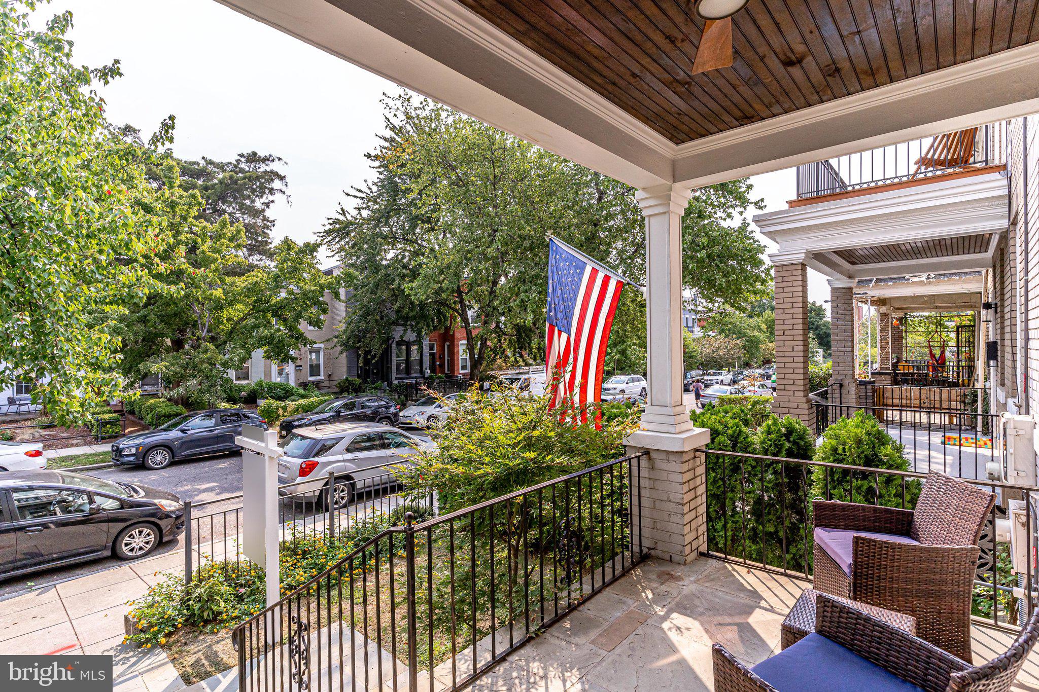 1026 7th Street Northeast Washington, DC 20002 - Photo 6 of 70 Front porch