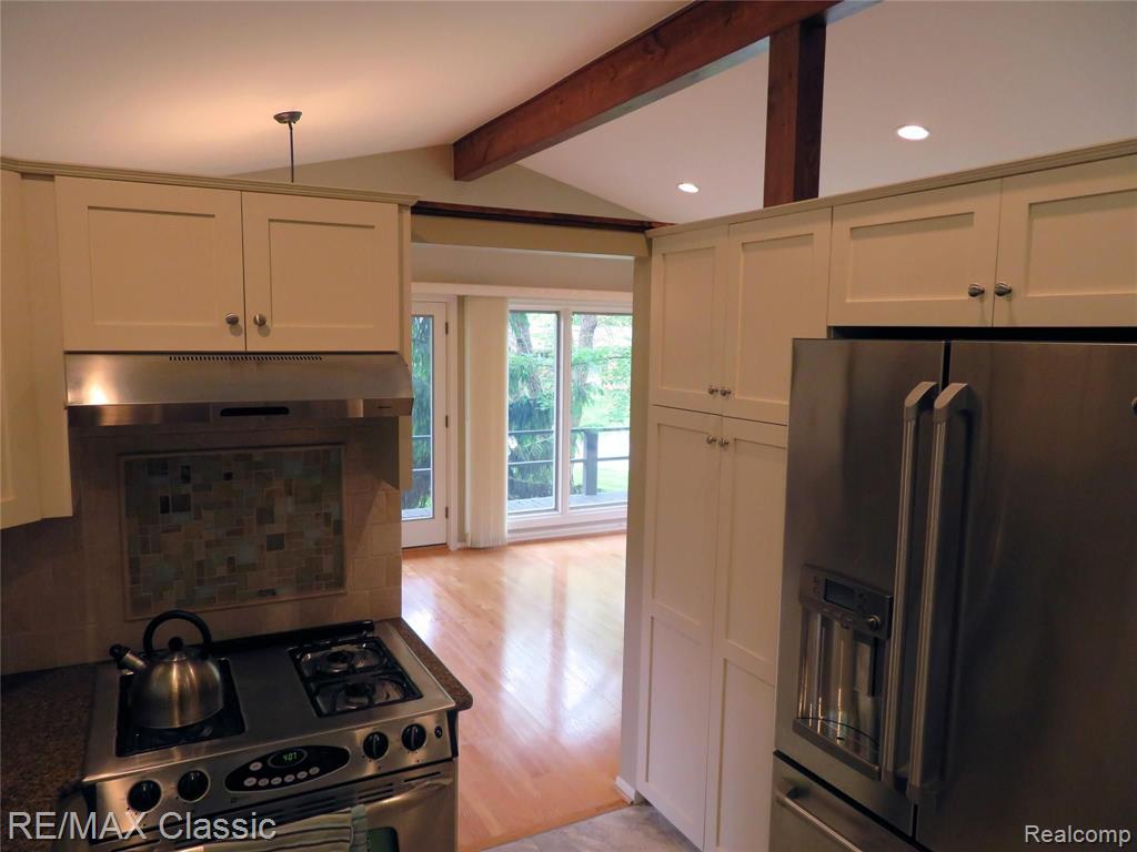 758 Ironstone Drive Rochester Hills, MI 48309 - Photo 11 of 56