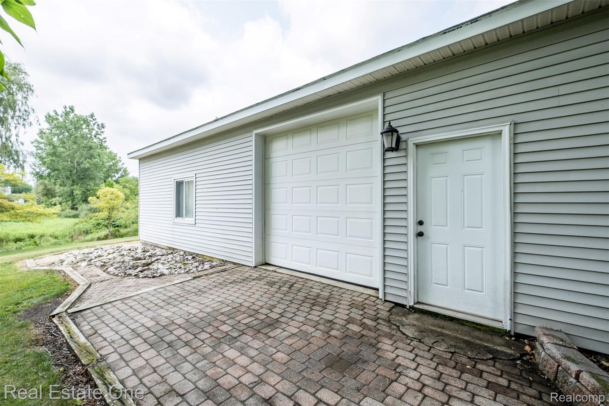 11030 Marshall Road South Lyon, MI 48178 - Photo 73 of 83 11030 Marshall (69 of 77).jpg