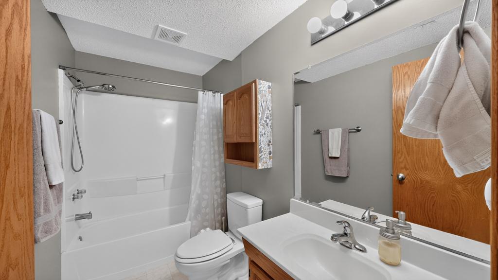 5023 25th Avenue Northwest Rochester, MN 55901 - Photo 29 of 39