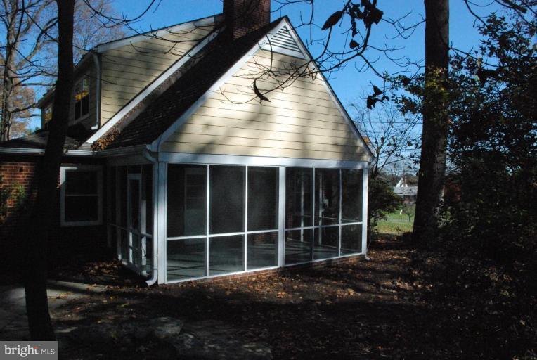 15500 Tierra Drive Silver Spring, MD 20906 - Photo 6 of 21 a view of a house with a yard