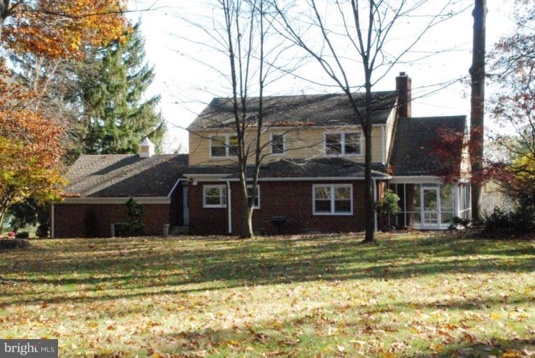 15500 Tierra Drive Silver Spring, MD 20906 - Photo 10 of 21 a front view of house with yard