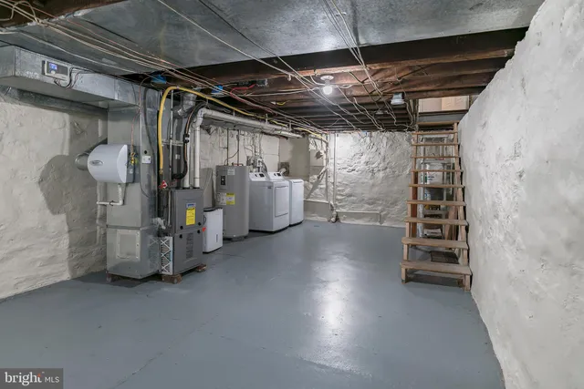 $2,200 | 340 College Avenue, Unit CARRIAGE, Lancaster, PA 17603