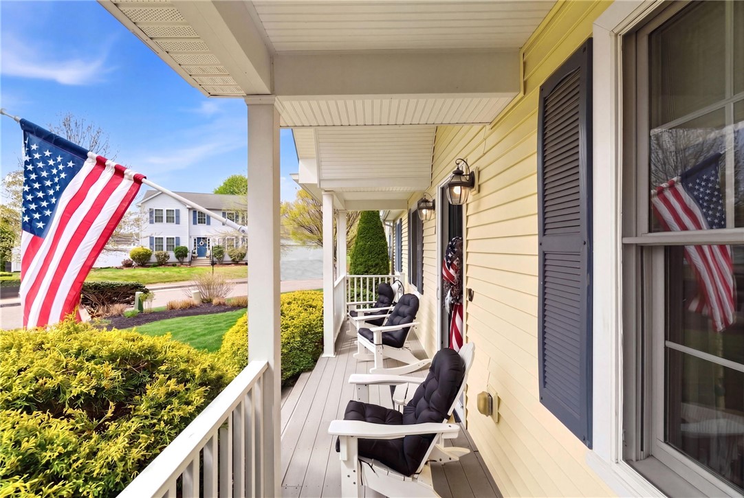 32 Sunny View Court Warwick, RI 02886 - Photo 12 of 44