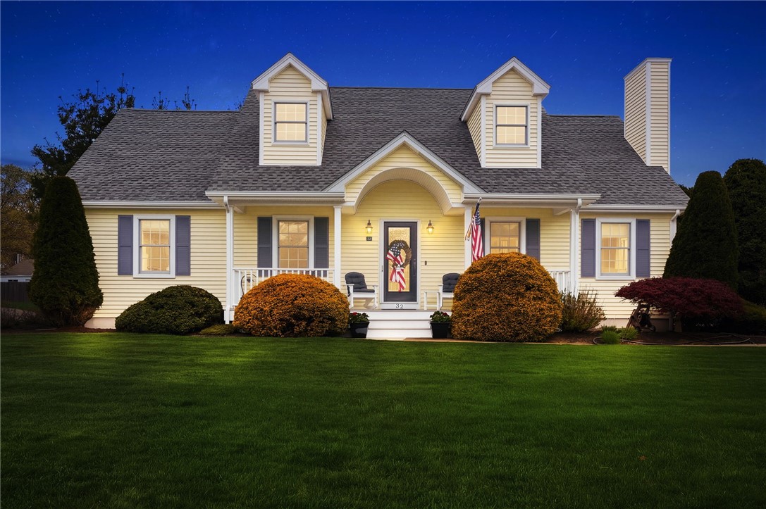 32 Sunny View Court Warwick, RI 02886 - Photo 2 of 44