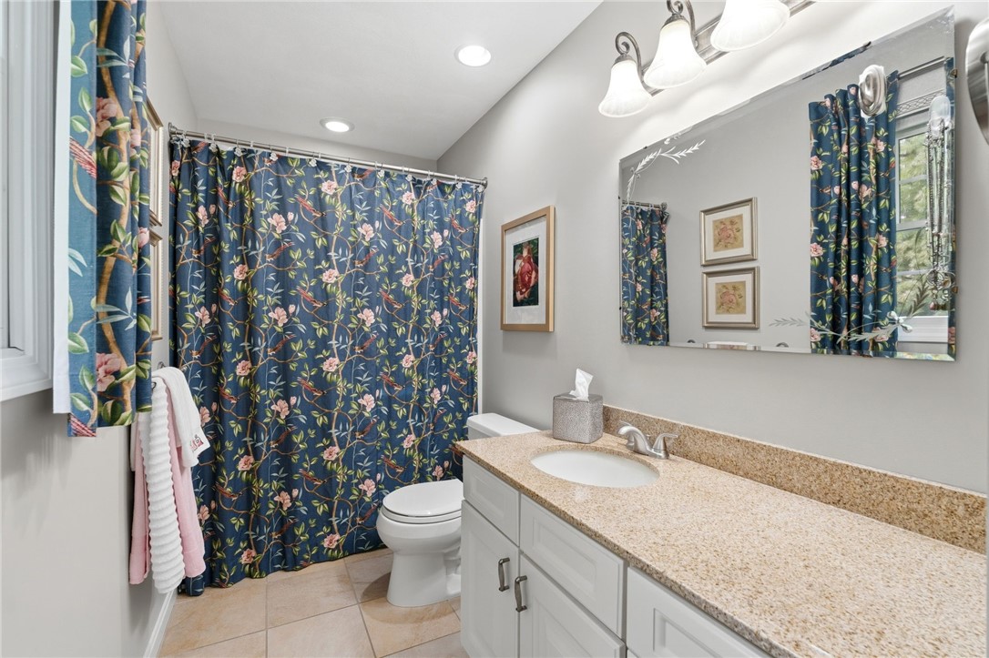 32 Sunny View Court Warwick, RI 02886 - Photo 33 of 44