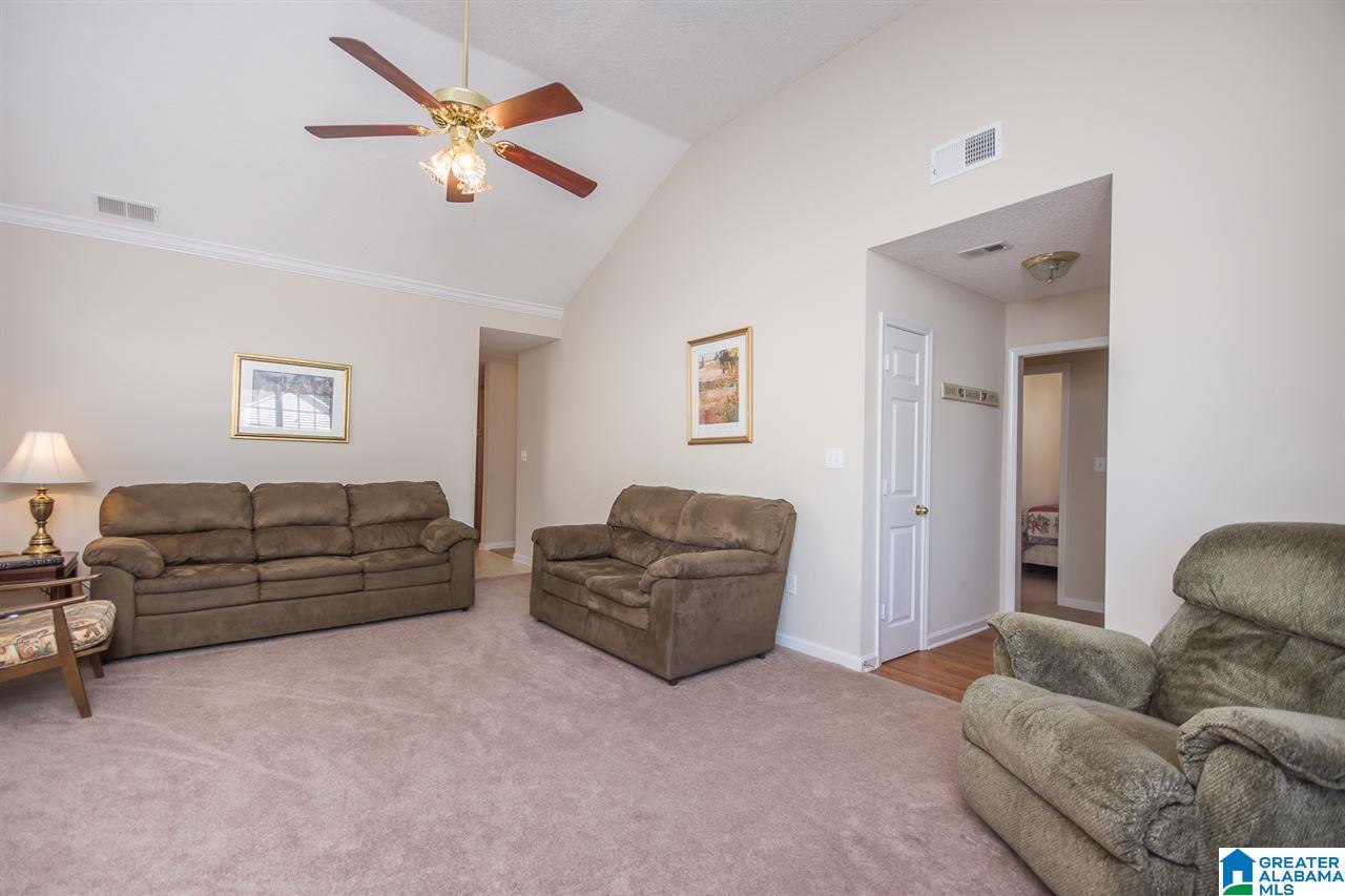 421 Cedar Grove Lane Alabaster, AL 35114 - Photo 4 of 24