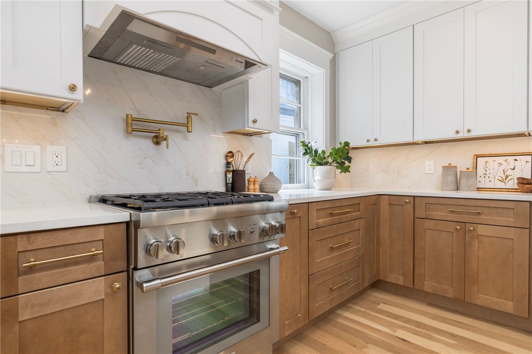 216 Spring Street Newport, RI 02840 - Photo 16 of 50 kitchen