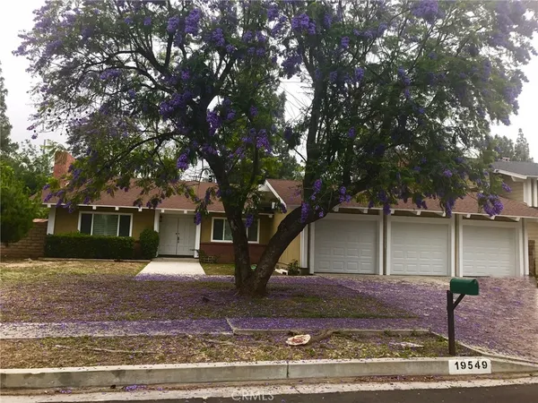 front view of house with a yard