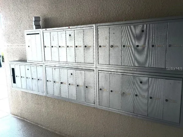 $2,100 | 1806 Mariner Drive, Unit 214, Tarpon Springs, FL 34689