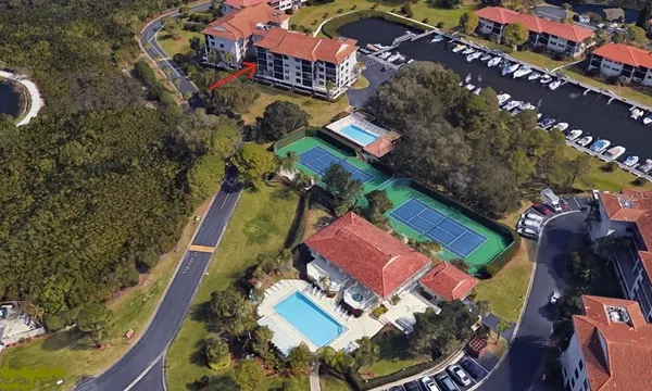 $2,100 | 1806 Mariner Drive, Unit 214, Tarpon Springs, FL 34689