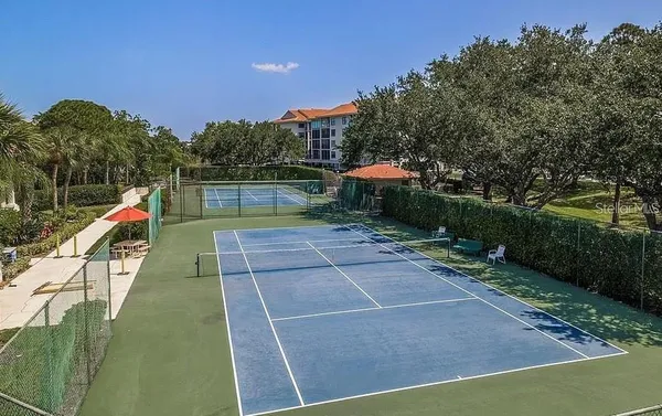 $2,100 | 1806 Mariner Drive, Unit 214, Tarpon Springs, FL 34689