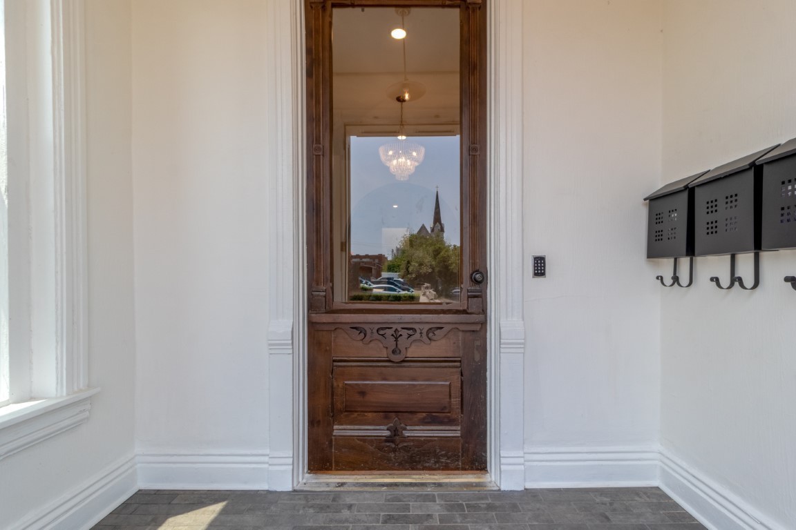 305 Main Street, Unit 4 Clarksville, TN 37040 - Photo 3 of 24