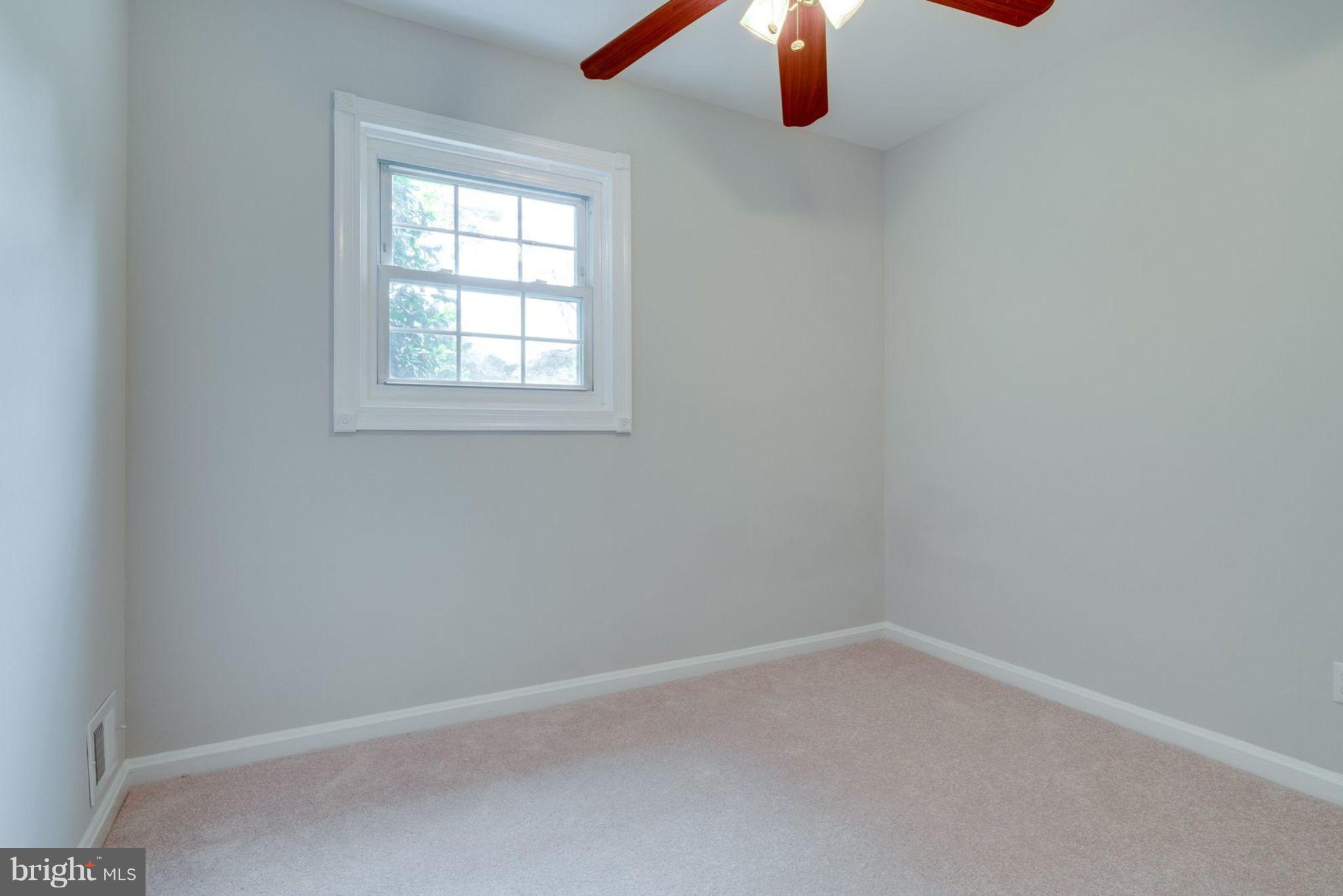 6912 Ben Franklin Road Springfield, VA 22150 - Photo 16 of 30 Bedroom