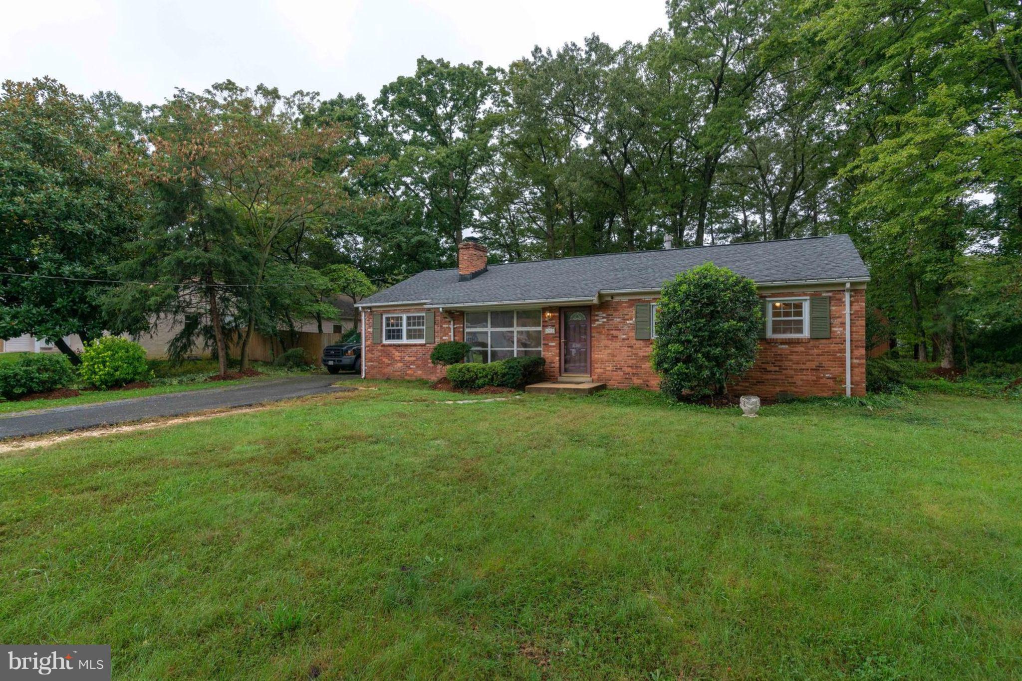 6912 Ben Franklin Road Springfield, VA 22150 - Photo 29 of 30 Exterior (Front)