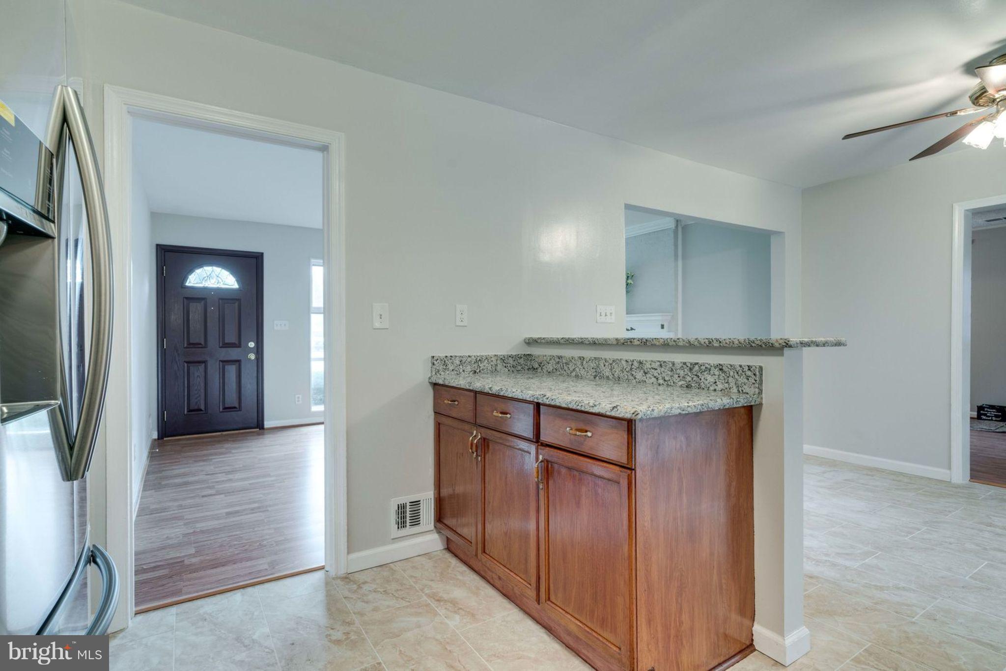 6912 Ben Franklin Road Springfield, VA 22150 - Photo 9 of 30 Kitchen