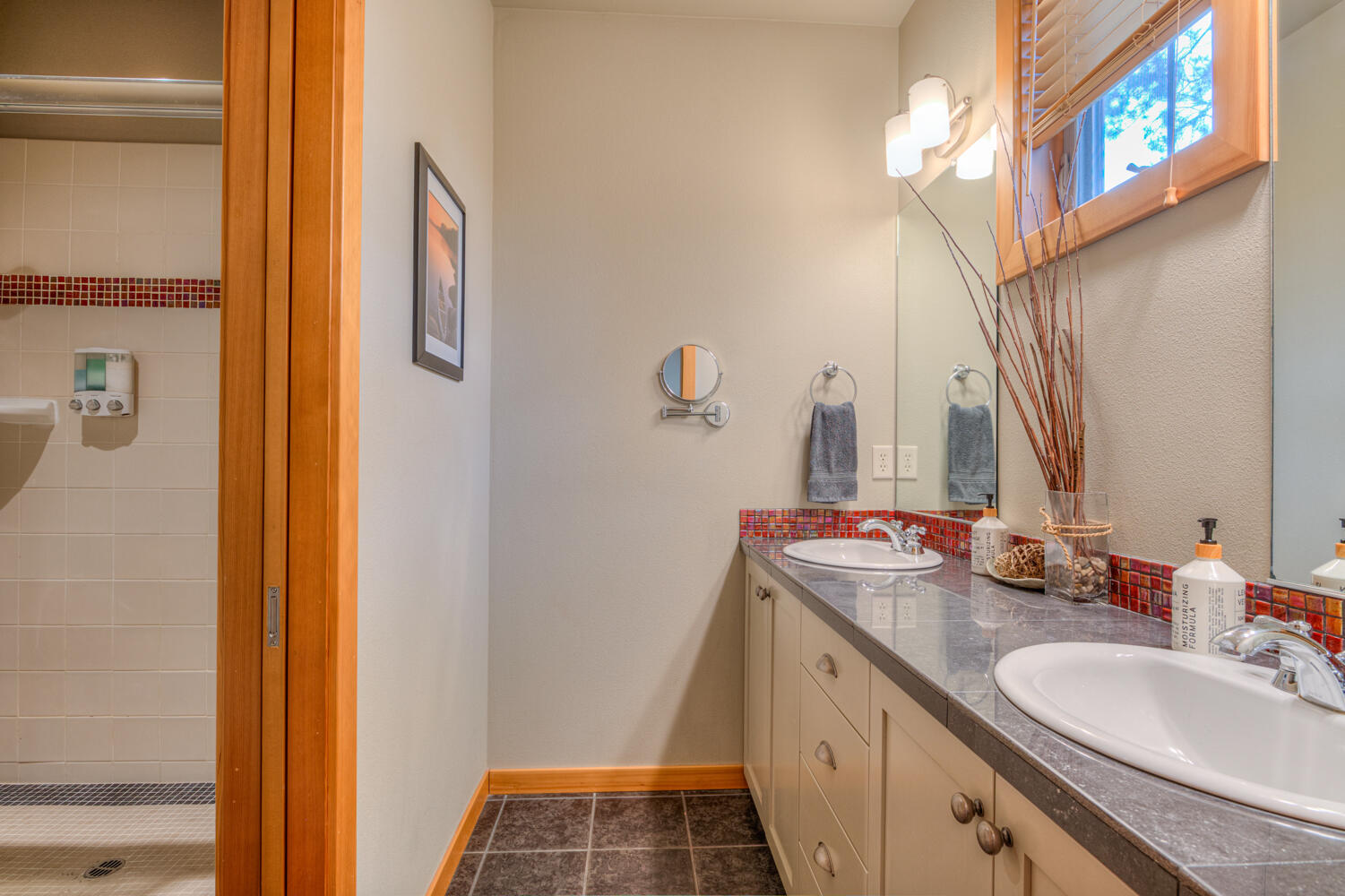 57135 Evergreen Loop Sunriver, OR 97707 - Photo 14 of 24 57135 Evergreen Loop, Bend, OR - 18