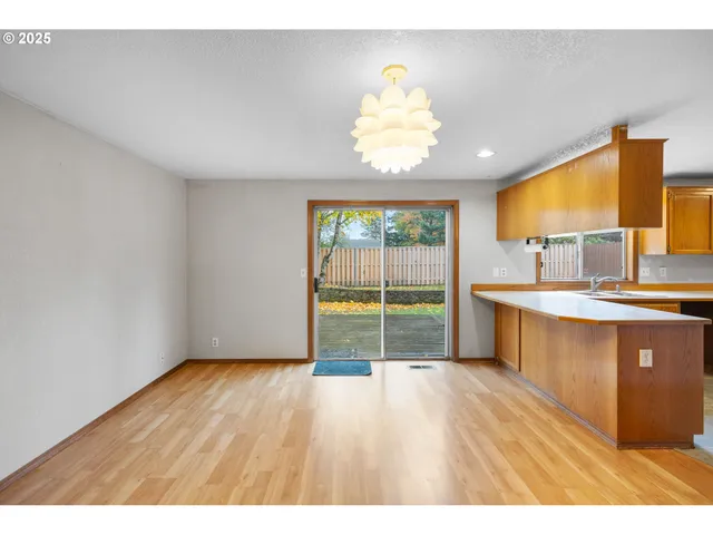 $415,000 | 1212 Southwest Edgefield Avenue, Troutdale, OR 97060