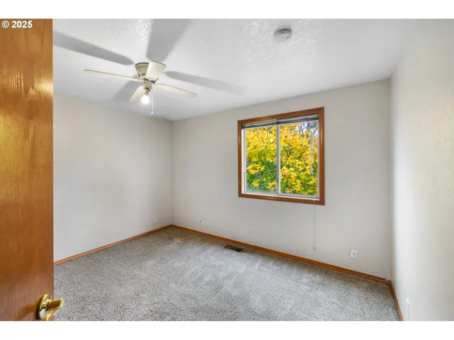 $415,000 | 1212 Southwest Edgefield Avenue, Troutdale, OR 97060