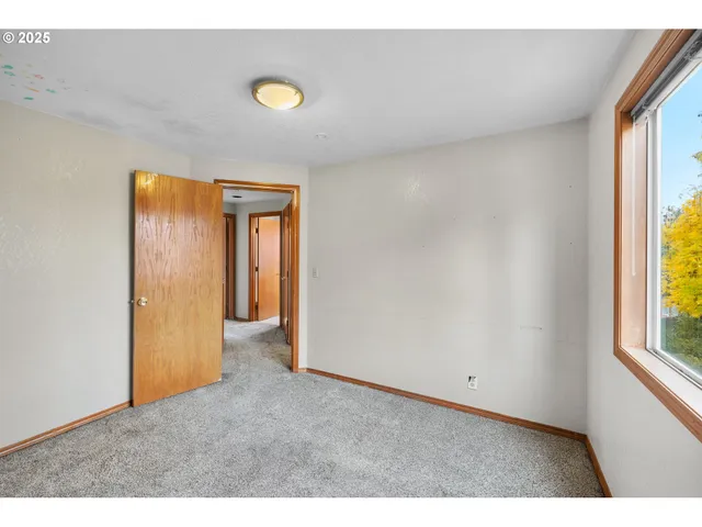 $415,000 | 1212 Southwest Edgefield Avenue, Troutdale, OR 97060