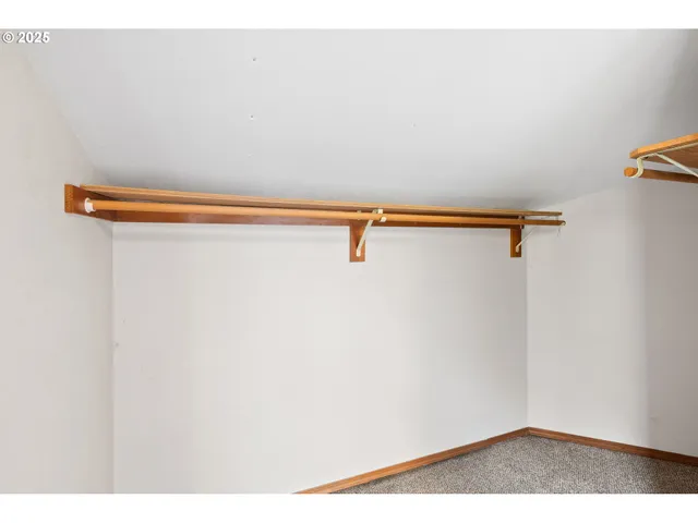 $415,000 | 1212 Southwest Edgefield Avenue, Troutdale, OR 97060