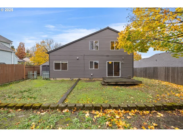 $415,000 | 1212 Southwest Edgefield Avenue, Troutdale, OR 97060