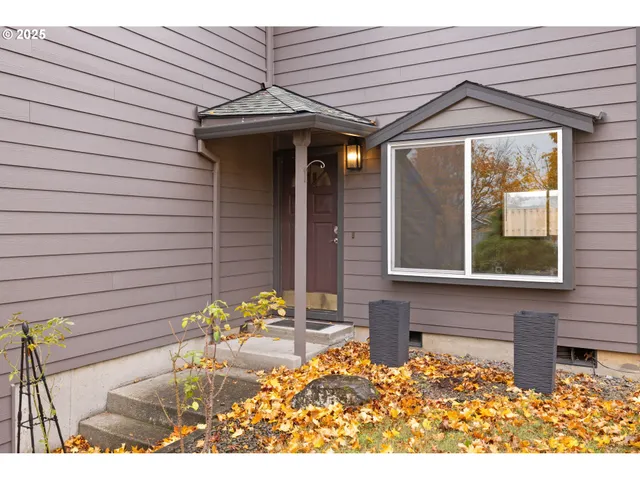 $415,000 | 1212 Southwest Edgefield Avenue, Troutdale, OR 97060