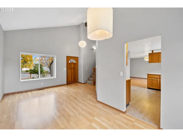 $415,000 | 1212 Southwest Edgefield Avenue, Troutdale, OR 97060