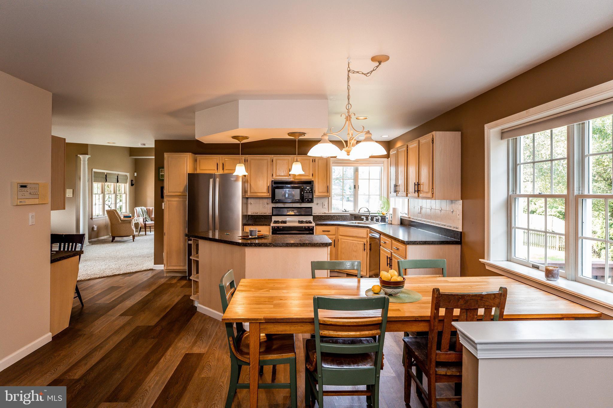 209 East 6th Street Lititz, PA 17543 - Photo 16 of 54