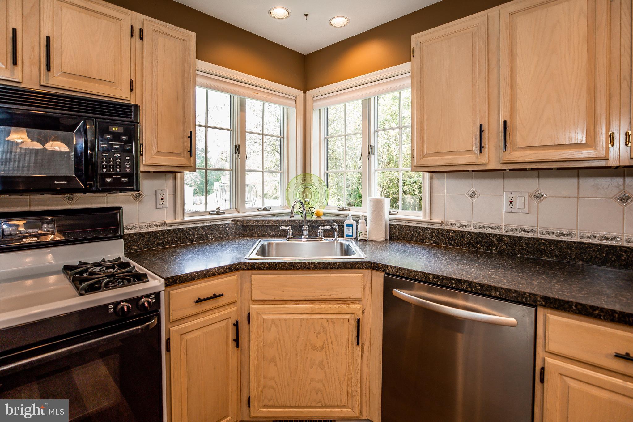 209 East 6th Street Lititz, PA 17543 - Photo 20 of 54