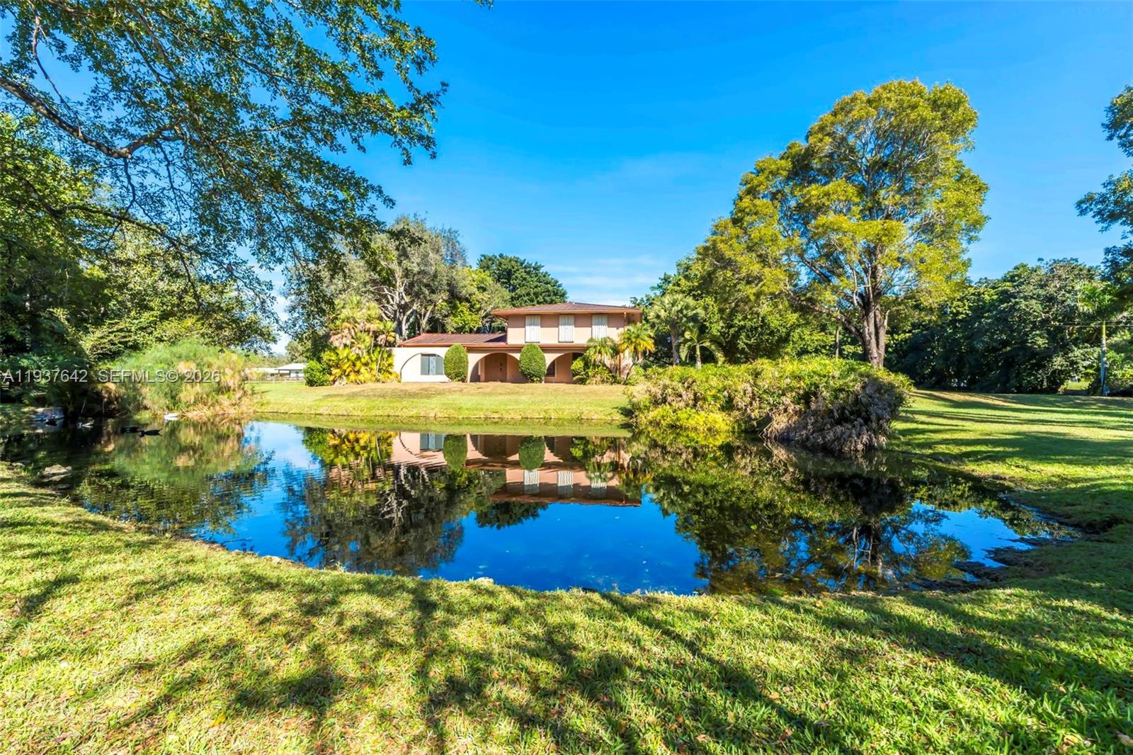 14311 Stirling Road Southwest Ranches, FL 33330 - Photo 24 of 44