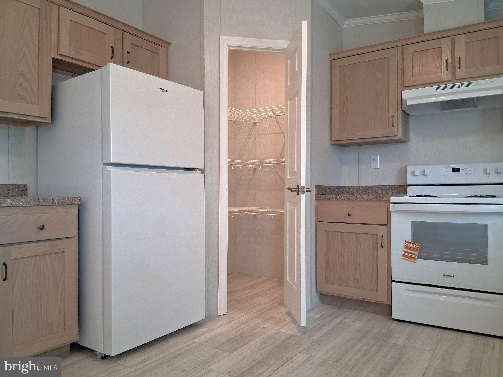 500 Mt Airy Road, Unit 31 Stevens, PA 17578 - Photo 5 of 34 Corner Pantry