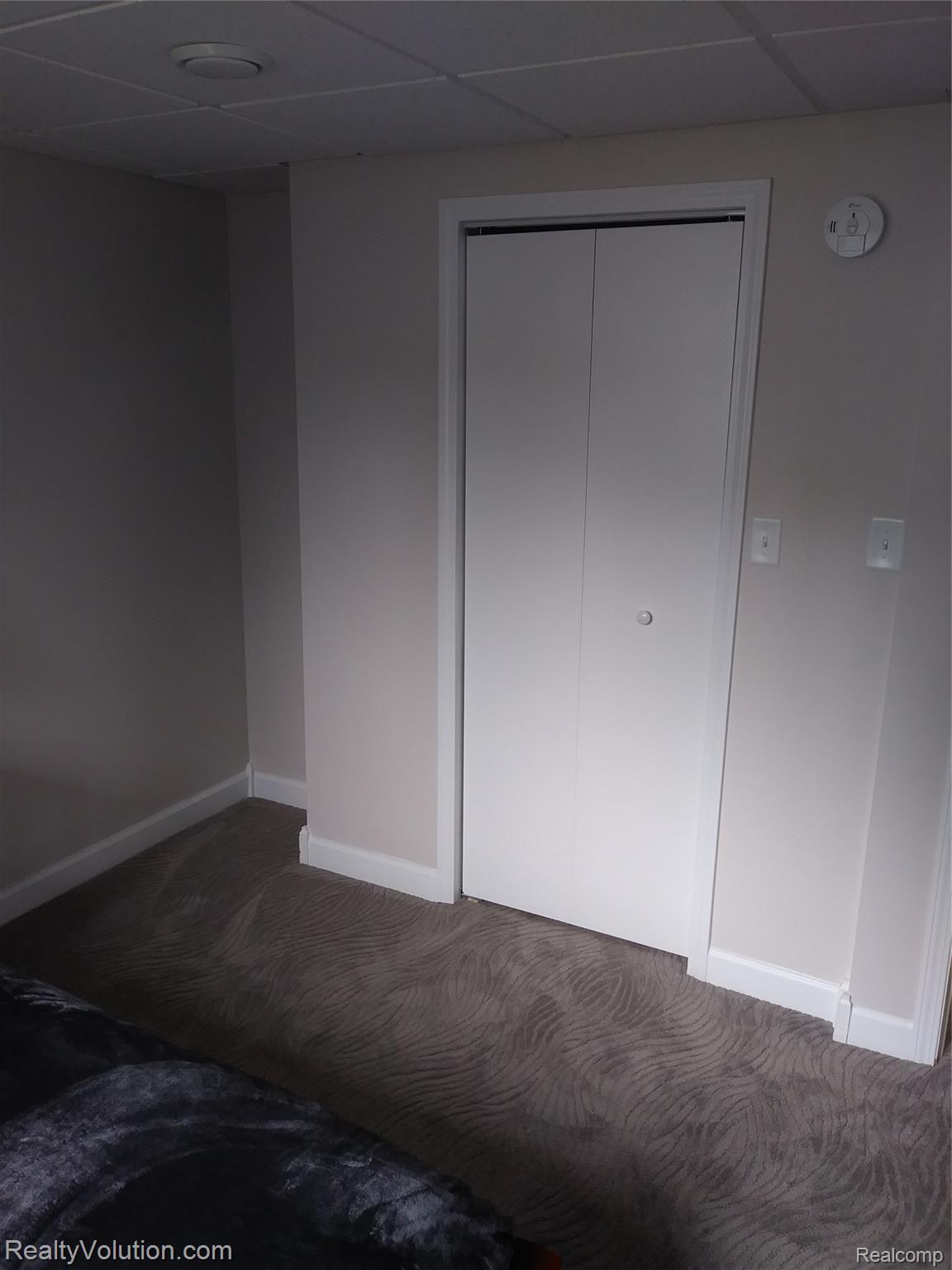 1362 North Genesee Road Burton, MI 48509 - Photo 18 of 43 20190617_115153.jpg