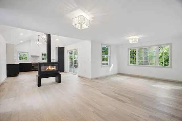 $599,500 | 18 Chestnut Hill Road, Millville, MA 01529