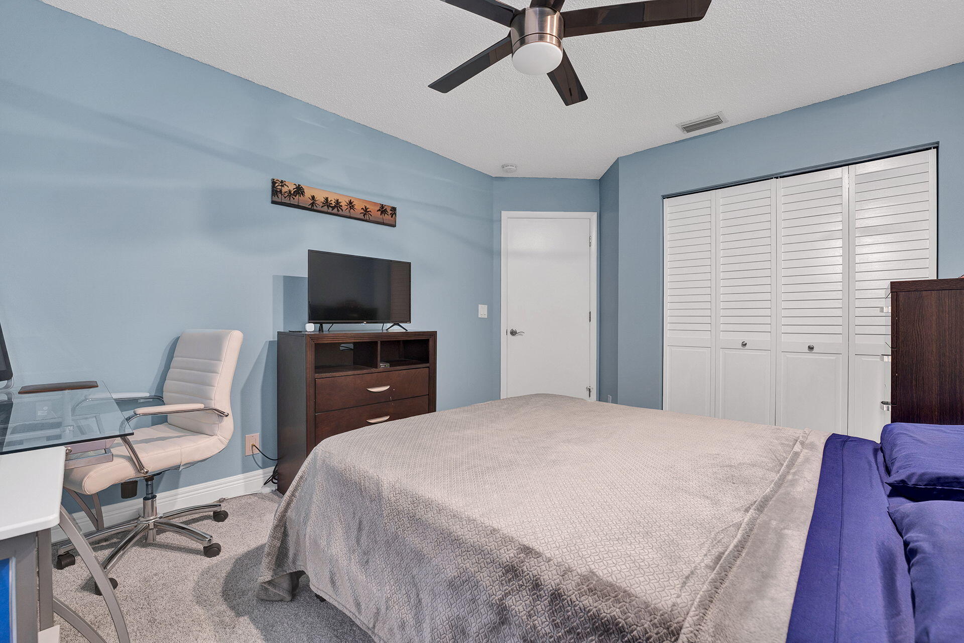 8583 Shawe Way Boca Raton, FL 33433 - Photo 19 of 45 Bedroom 2