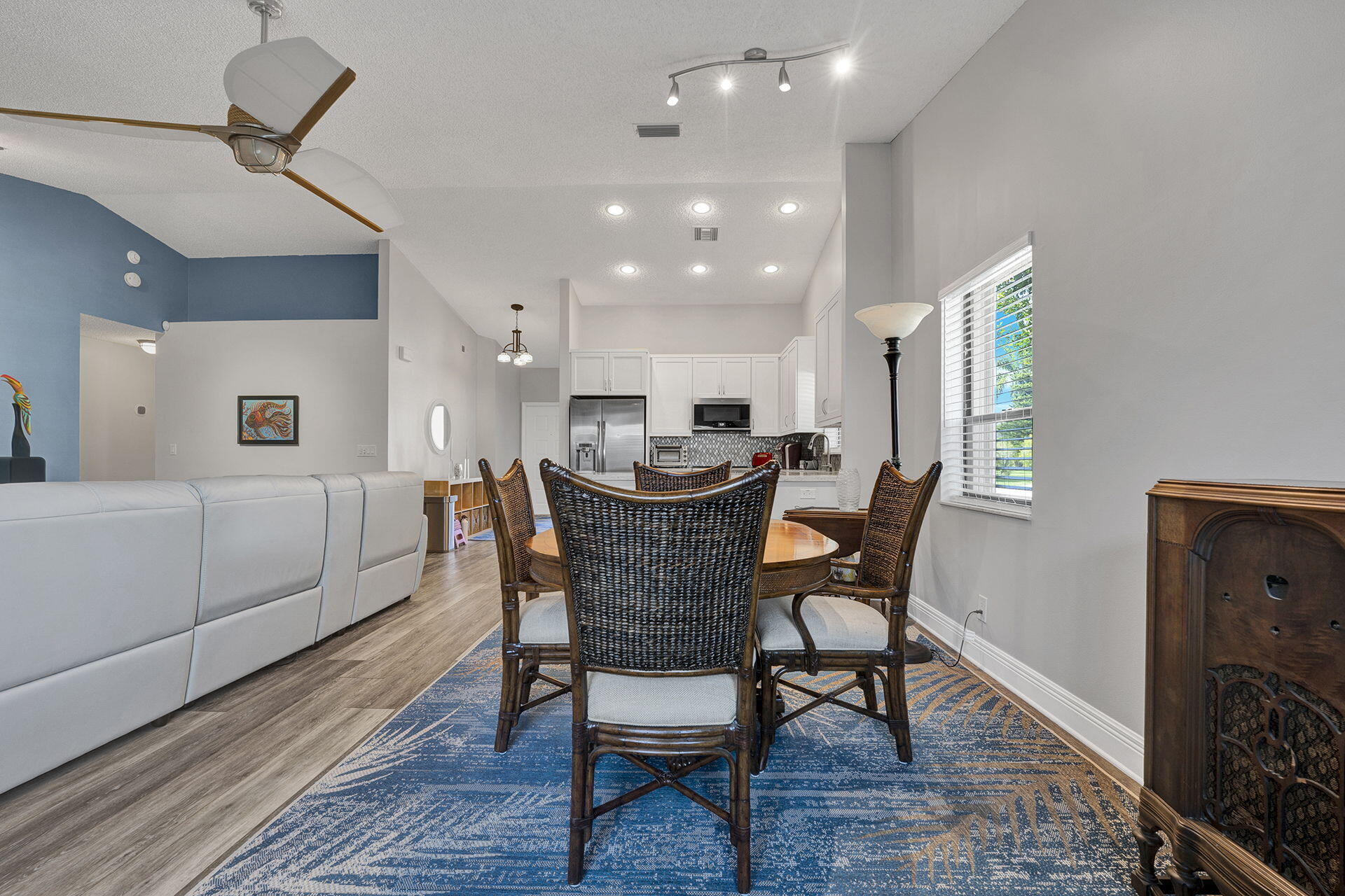8583 Shawe Way Boca Raton, FL 33433 - Photo 24 of 45 Dining Room