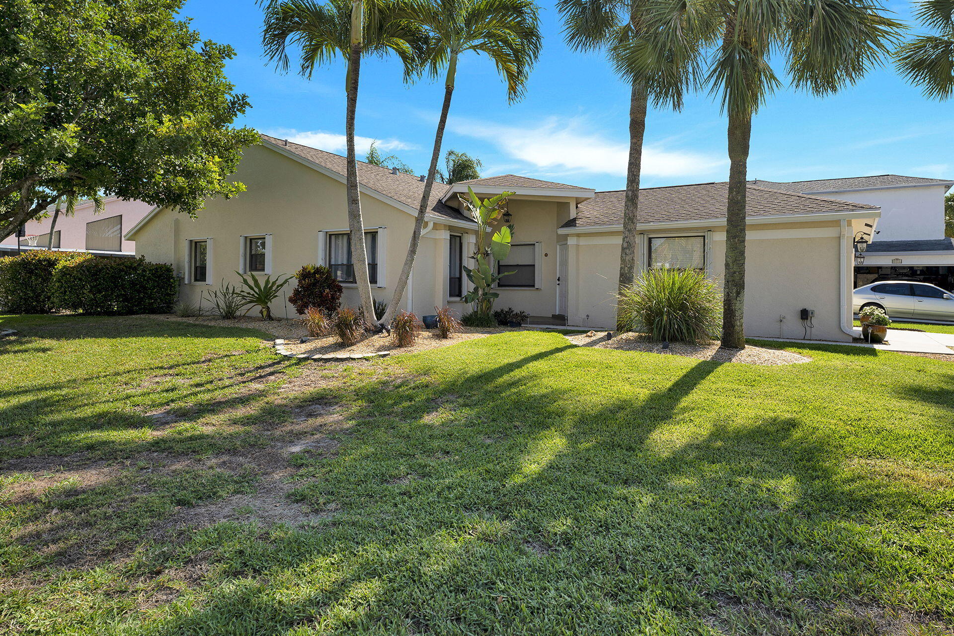 8583 Shawe Way Boca Raton, FL 33433 - Photo 40 of 45 Corner view