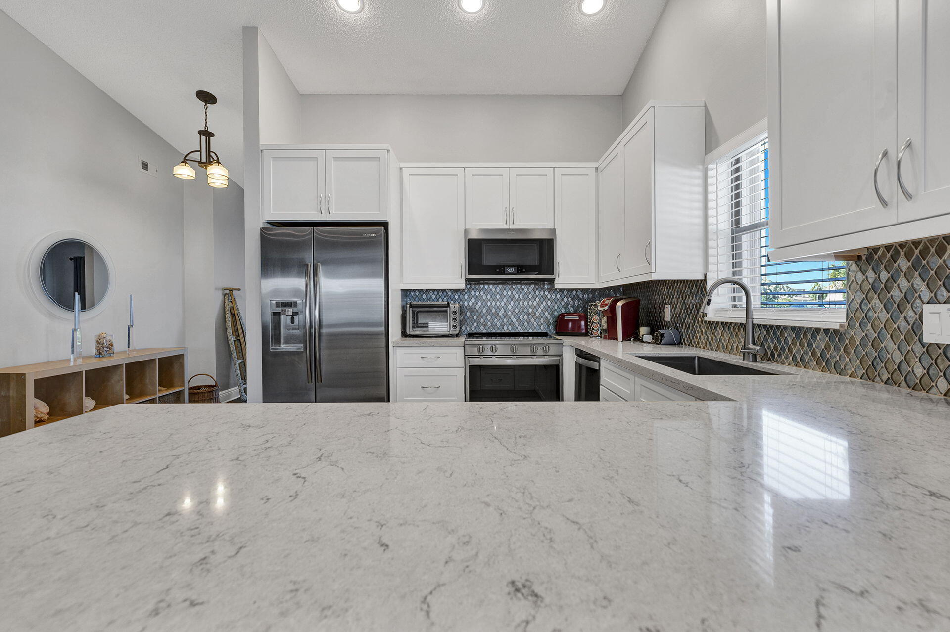 8583 Shawe Way Boca Raton, FL 33433 - Photo 9 of 45 Kitchen