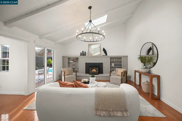 $1,875,000 | 420 Stonefield Place, Moraga, CA 94556