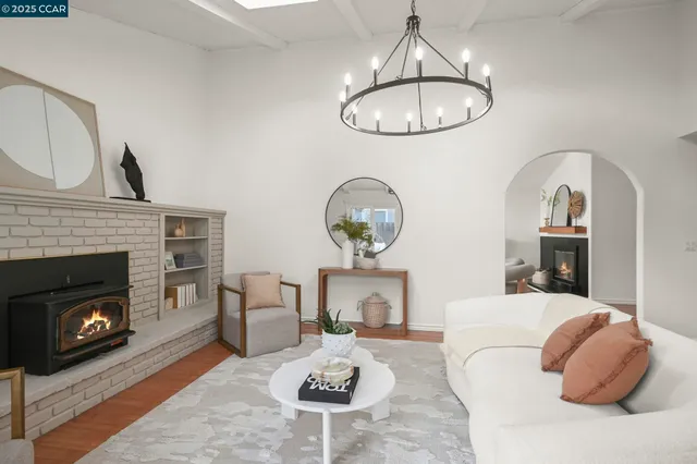 $1,875,000 | 420 Stonefield Place, Moraga, CA 94556