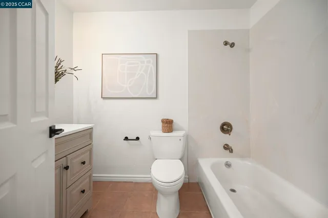 $1,875,000 | 420 Stonefield Place, Moraga, CA 94556