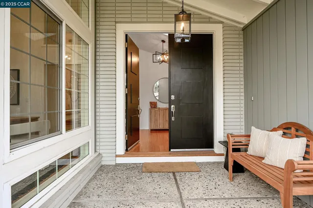 $1,875,000 | 420 Stonefield Place, Moraga, CA 94556