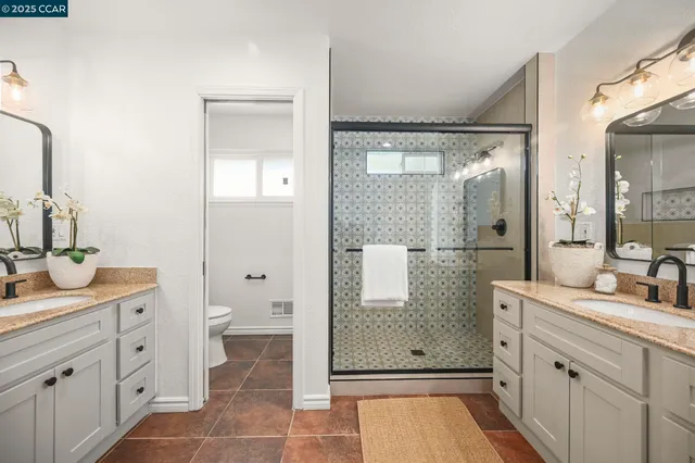 $1,875,000 | 420 Stonefield Place, Moraga, CA 94556