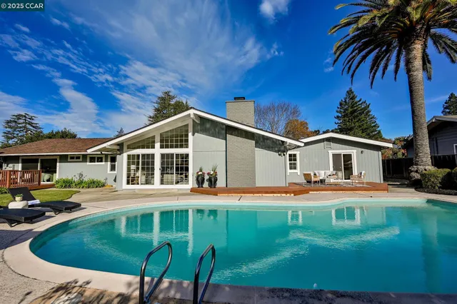 $1,875,000 | 420 Stonefield Place, Moraga, CA 94556
