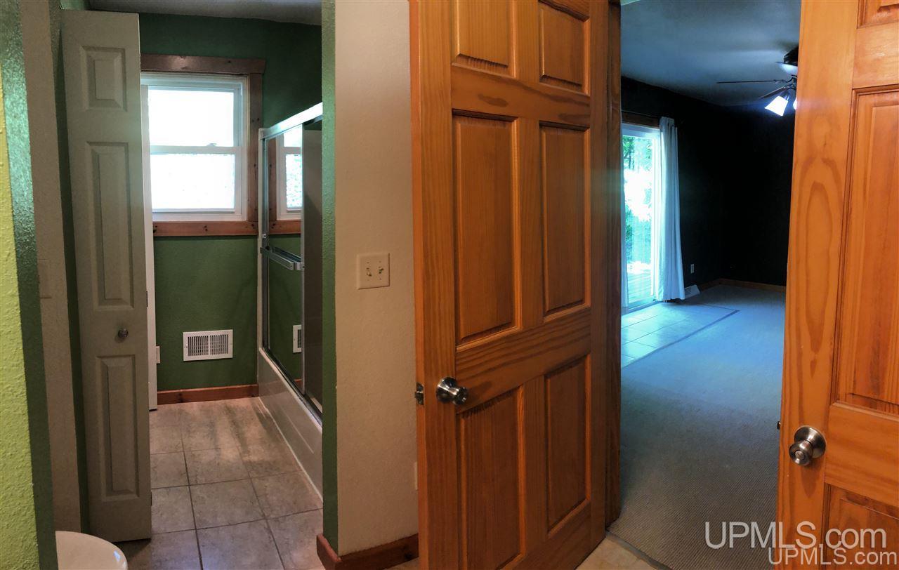 17 Forge Road Negaunee, MI 49866 - Photo 15 of 50