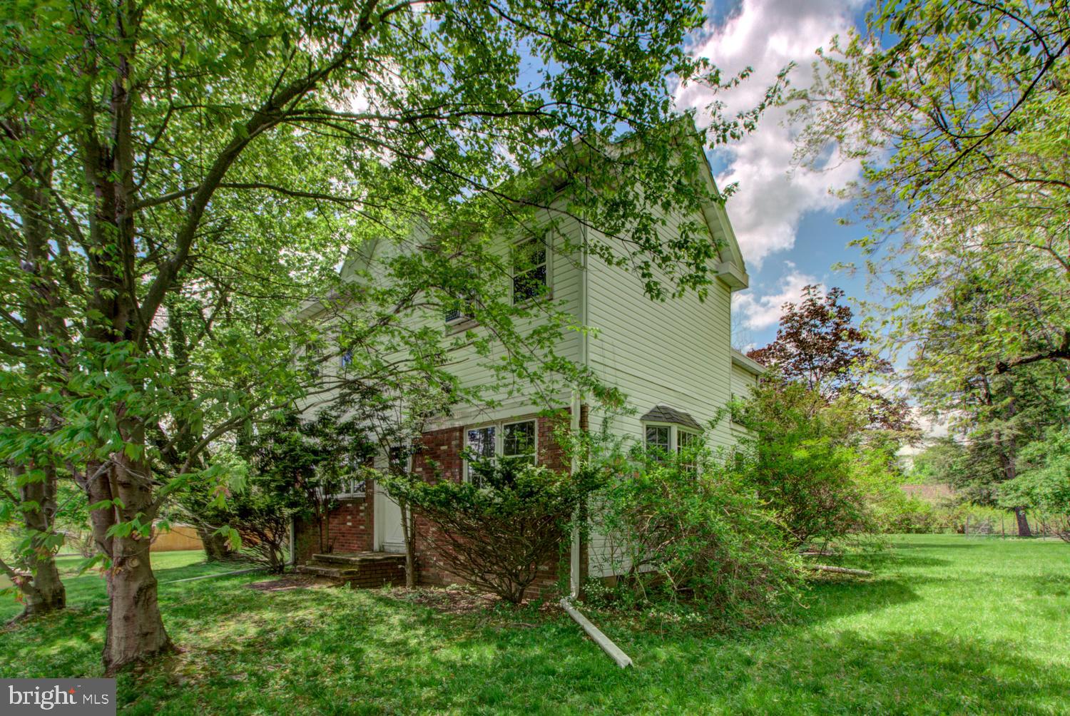 145 Federal City Road Trenton, NJ 08648 - Photo 1 of 31 front of the house