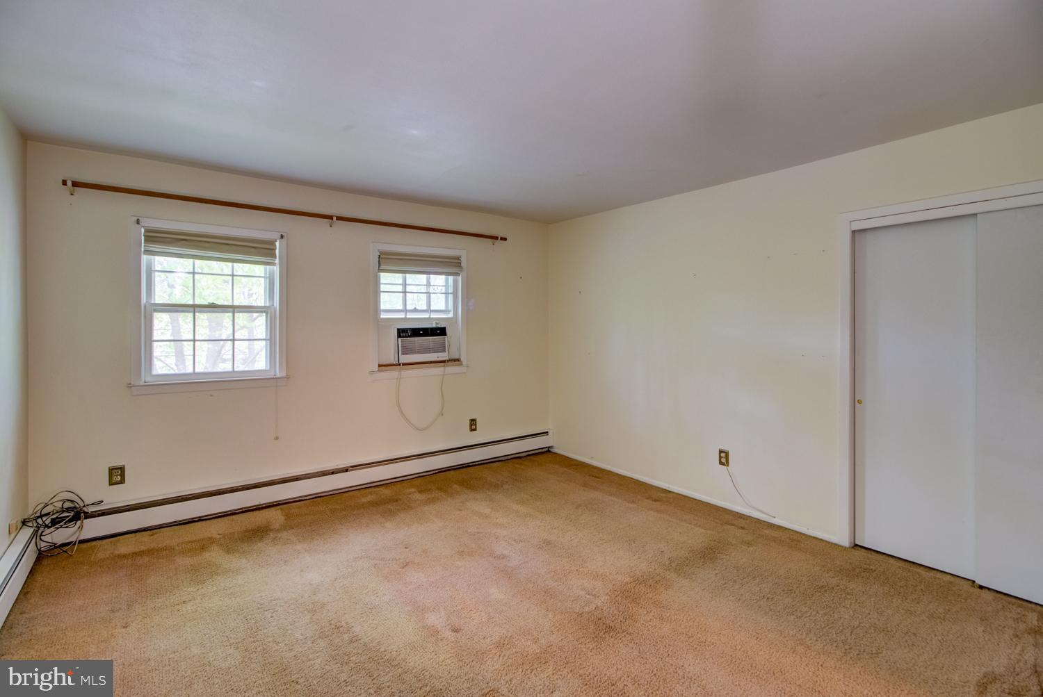 145 Federal City Road Trenton, NJ 08648 - Photo 19 of 31 Master Bedroom