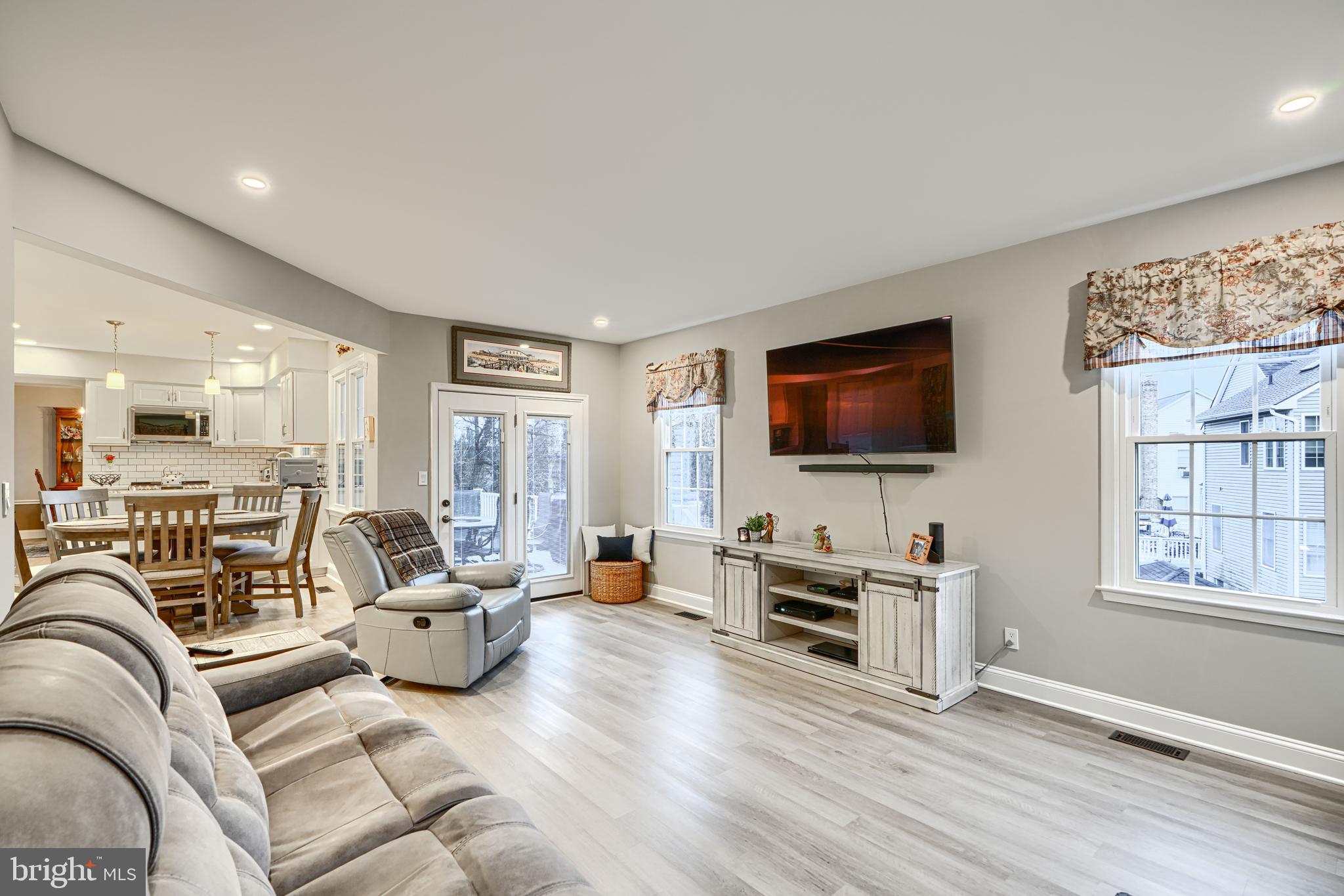 3 Horn Point Court Baltimore, MD 21234 - Photo 22 of 83