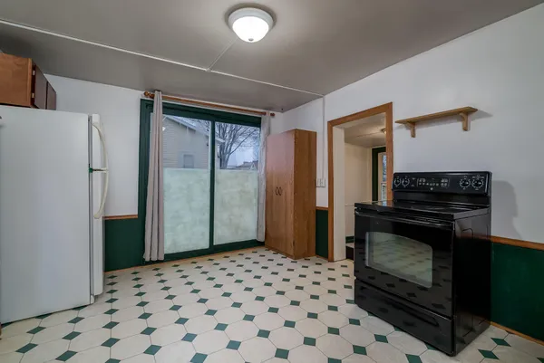 $199,900 | 505 7th Street, Madison Lake, MN 56063