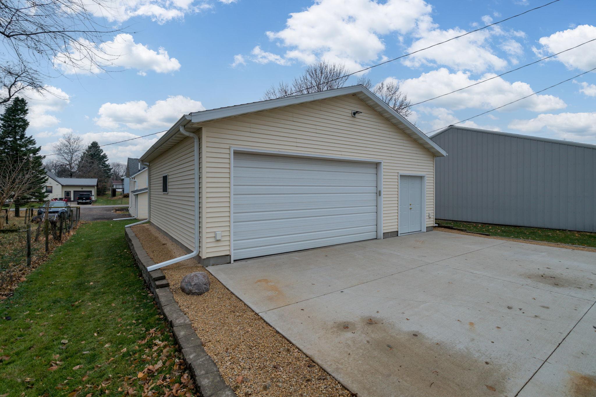505 7th Street Madison Lake, MN 56063 - Photo 24 of 38